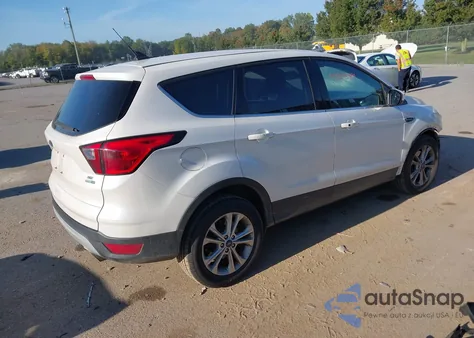 2019 Ford Escape Se z USA, uszkodzony, nr VIN 1FMCU9GD8KUA57939